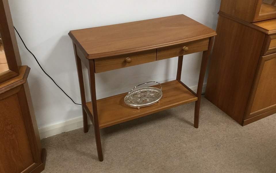 Sutcliffe
Trafalgar Hall Table
Was £785 Now £469 Sutcliffe
Trafalgar Hall Table
Was £785 Now £469